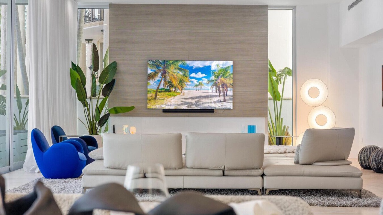 Photo of Others in Sunny Isles Beach