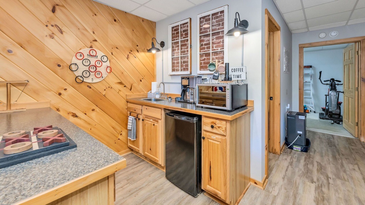 Photo of Kitchen in Grassy Creek