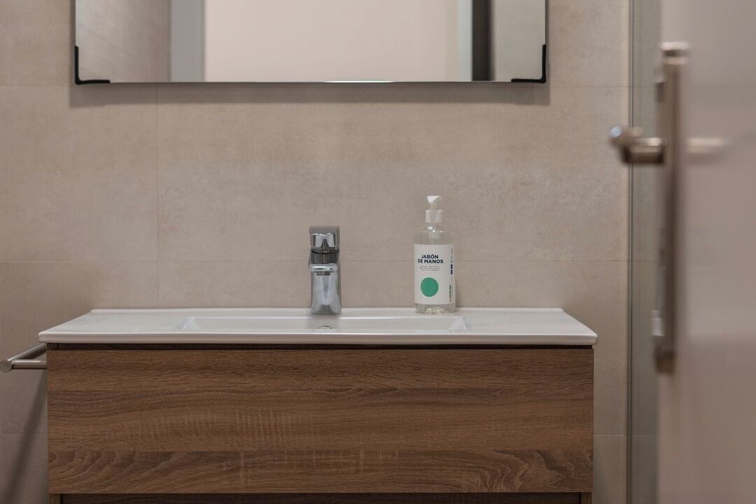 Photo of Bathroom in Trinitat
