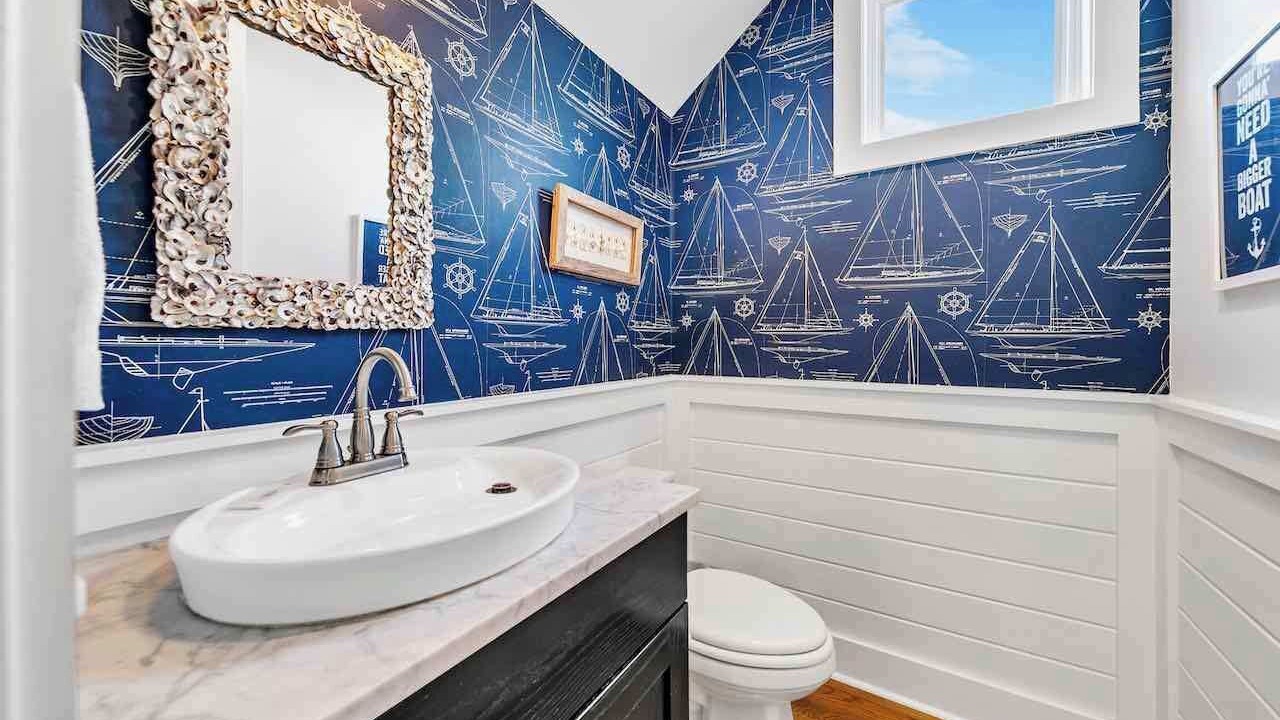 Photo of Bathroom in Greenway Park