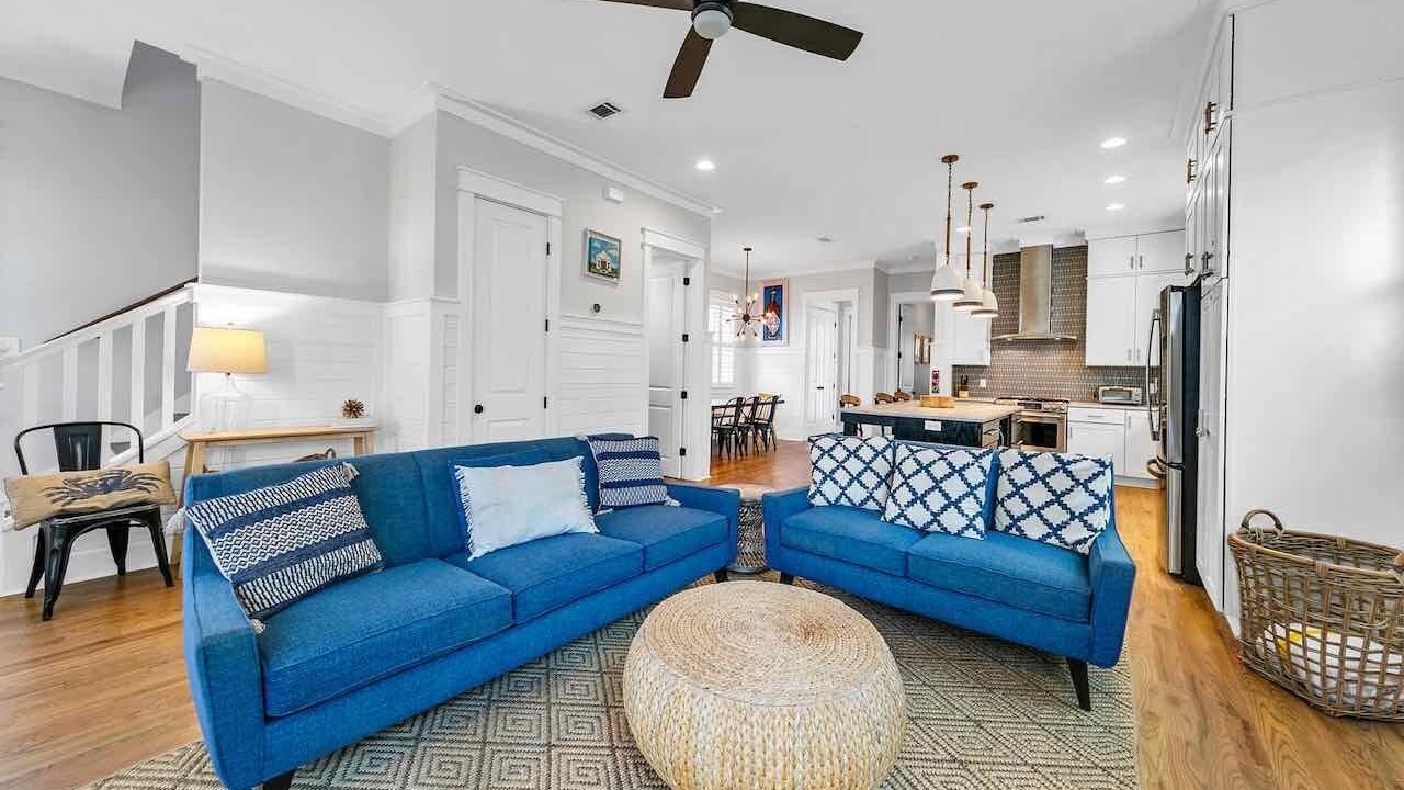Photo of Livingroom in Greenway Park