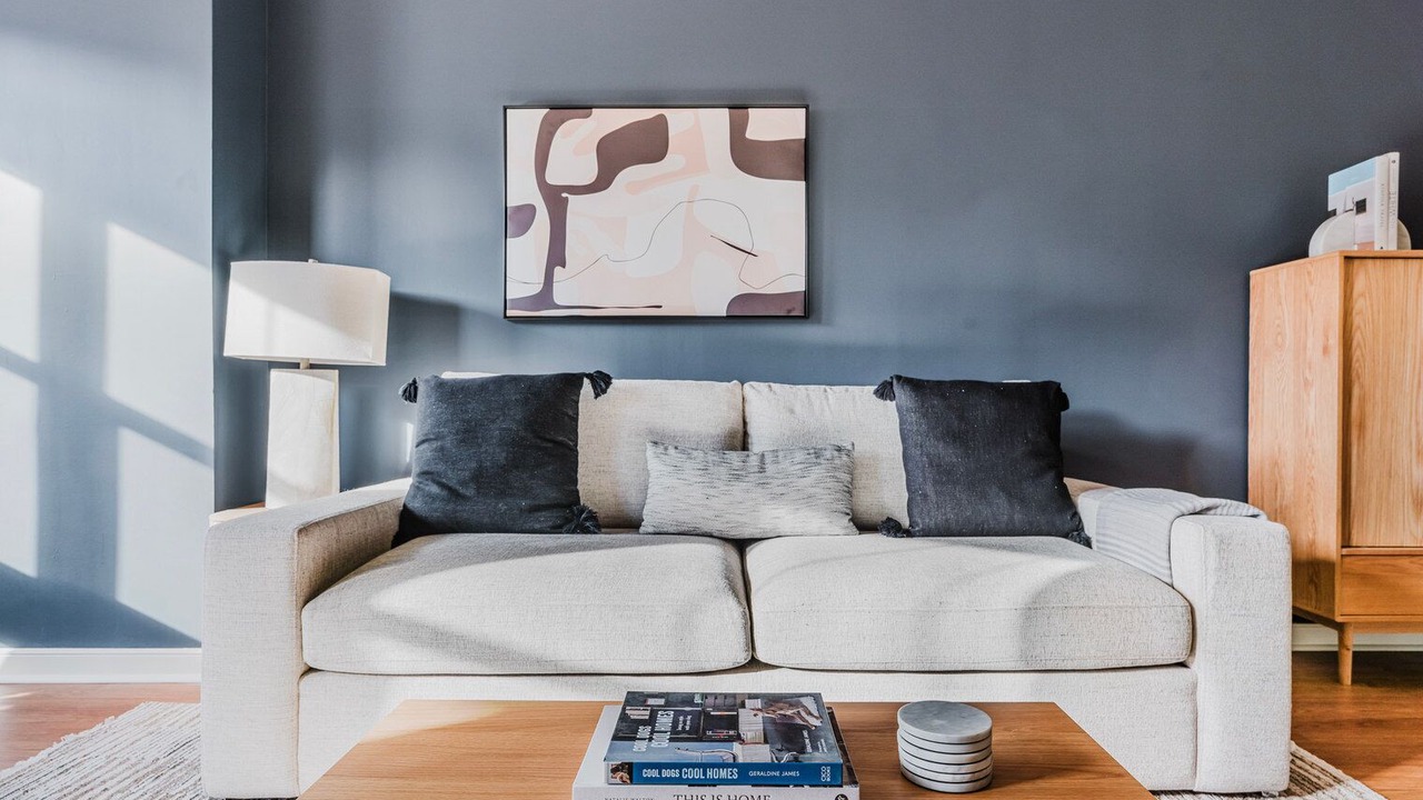 Photo of Livingroom in Dupont Circle