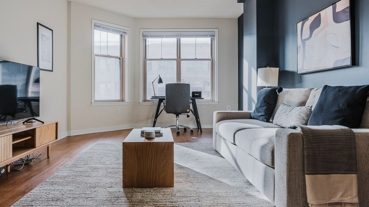 Photo of Livingroom in Dupont Circle