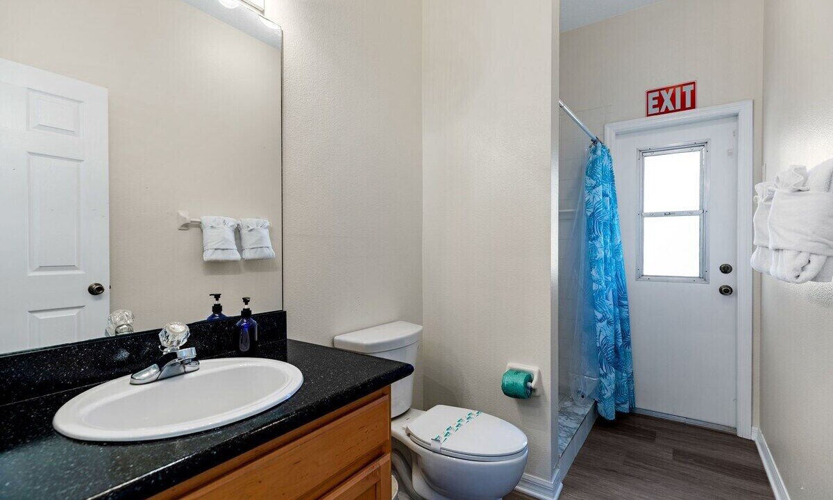 Photo of Bathroom in Bridgewater Crossing