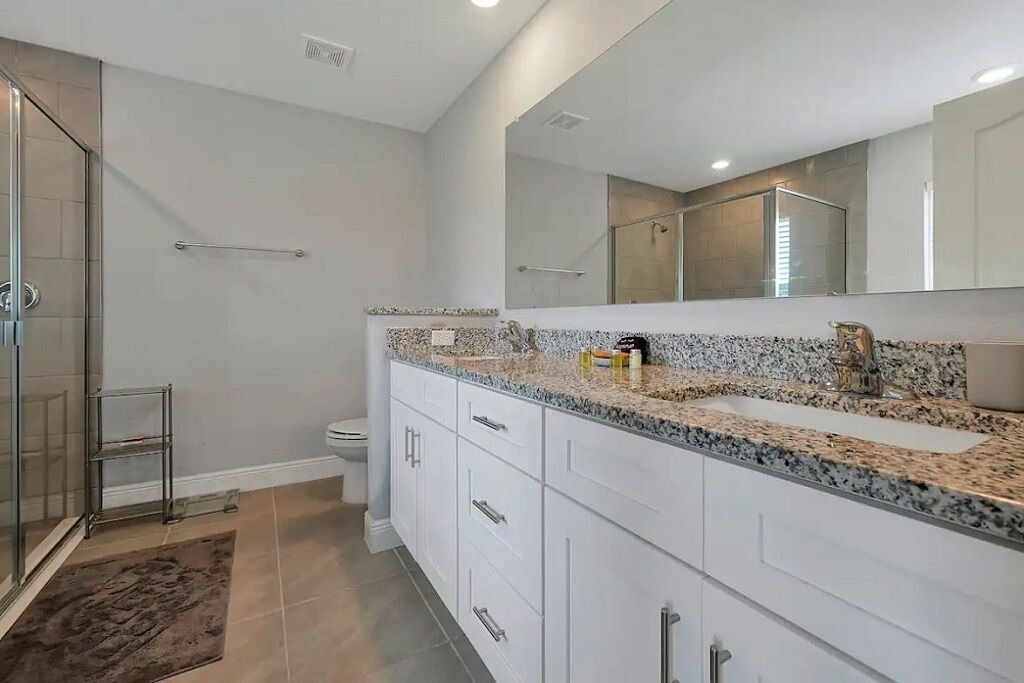 Photo of Bathroom in Poinciana