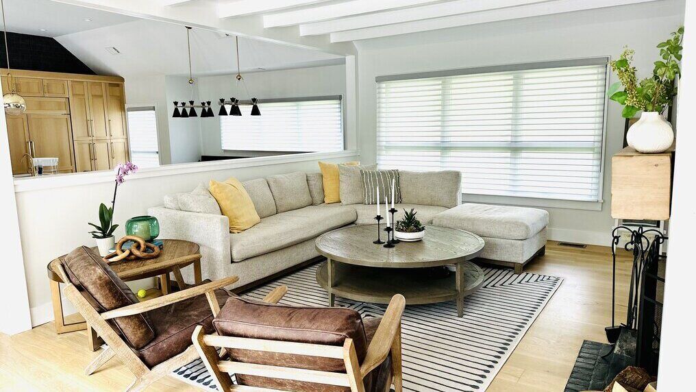 Photo of Livingroom in Westhampton Beach