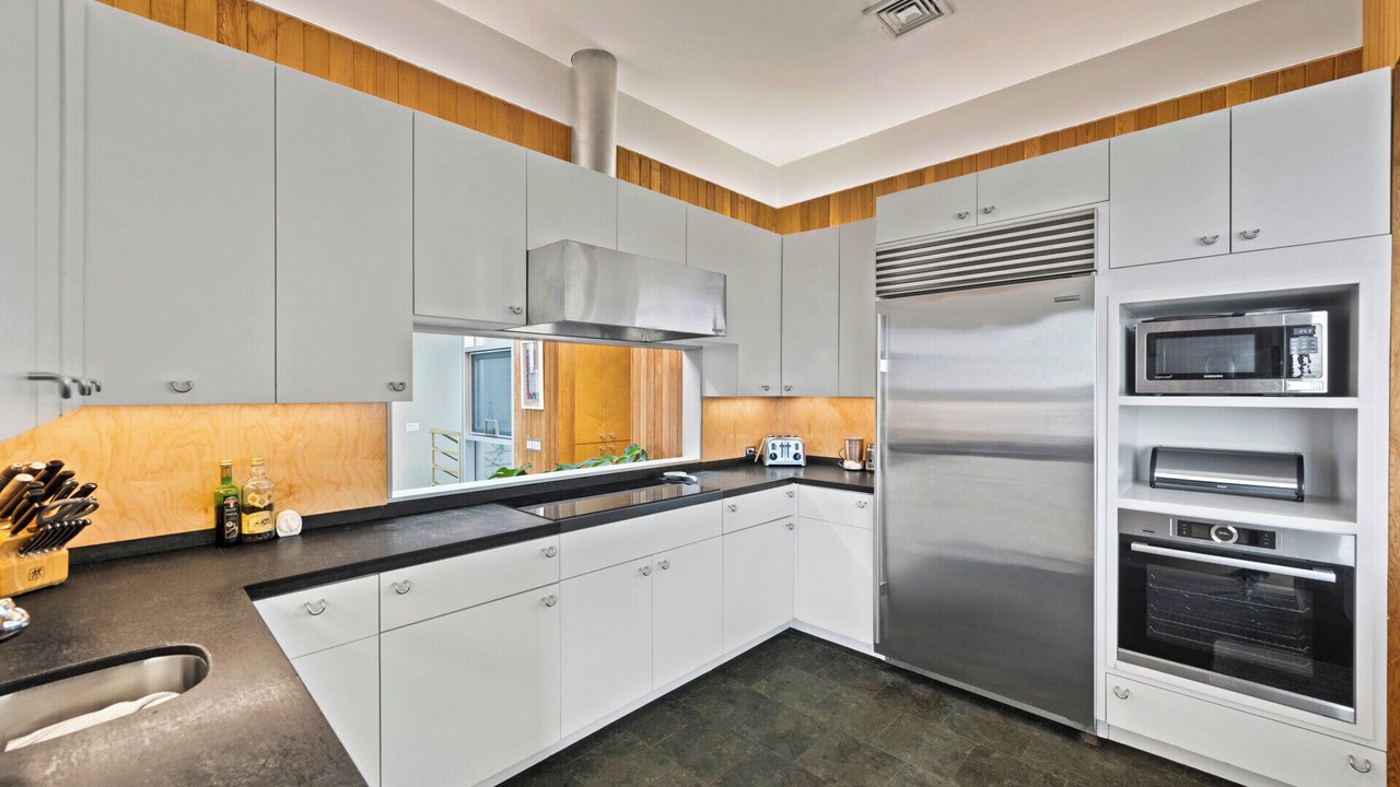 Photo of Kitchen in Suffolk County