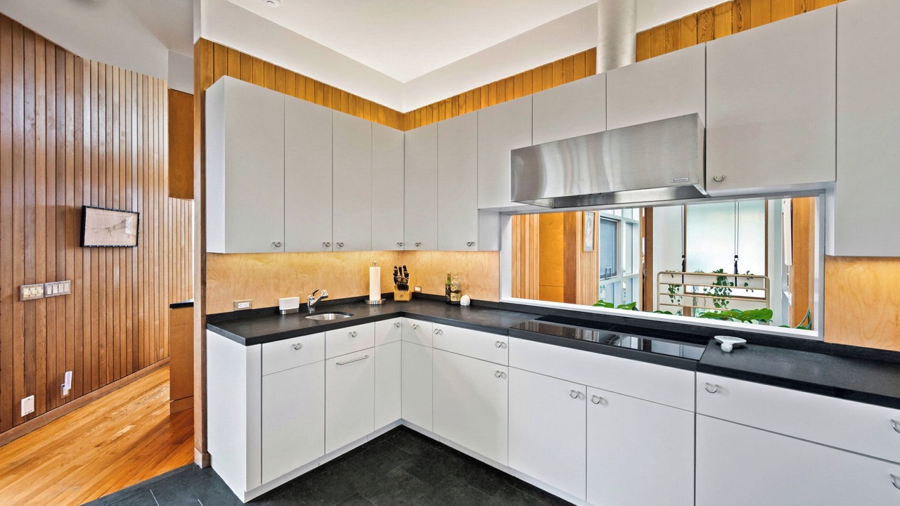 Photo of Kitchen in Suffolk County