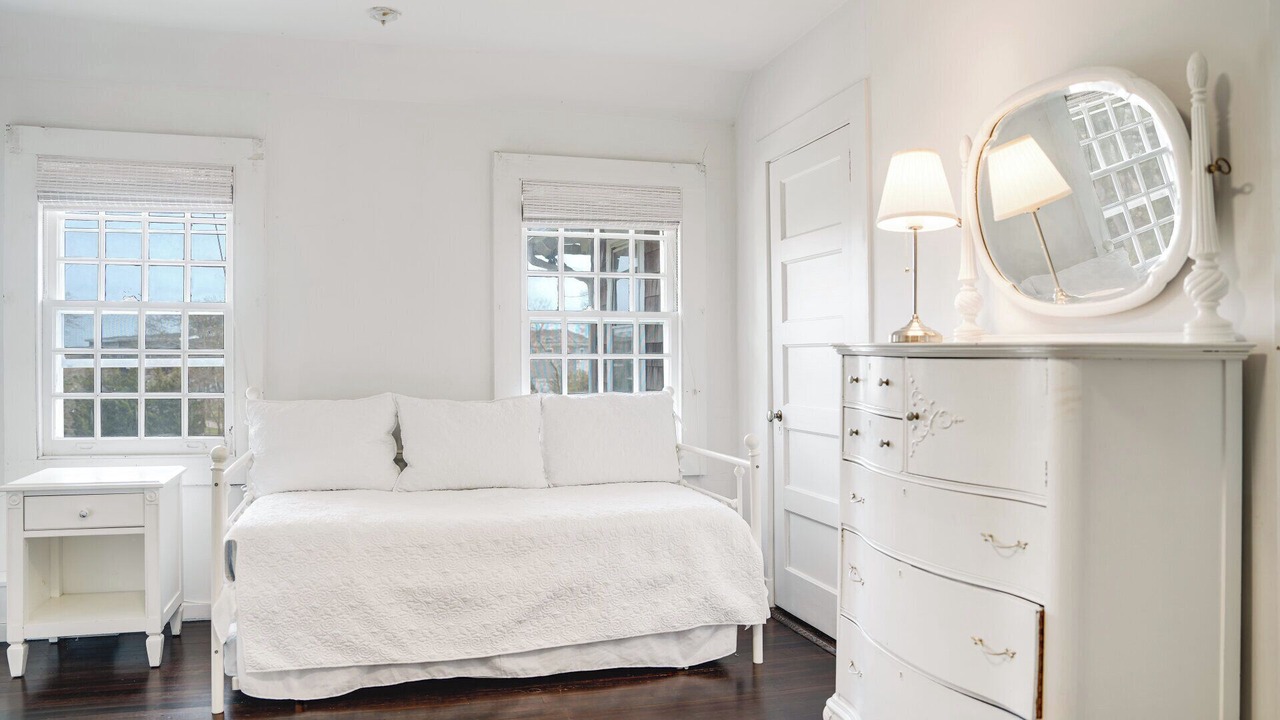 Photo of Bedroom in Quogue