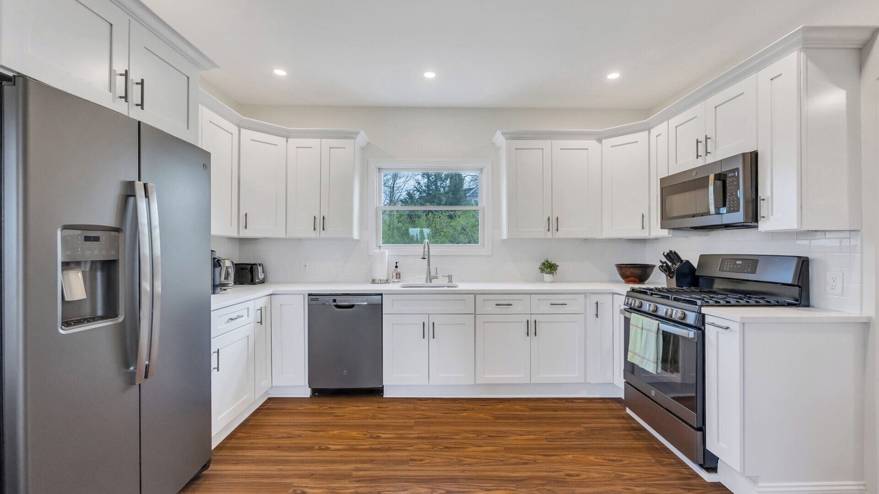 Photo of Kitchen in Aquebogue