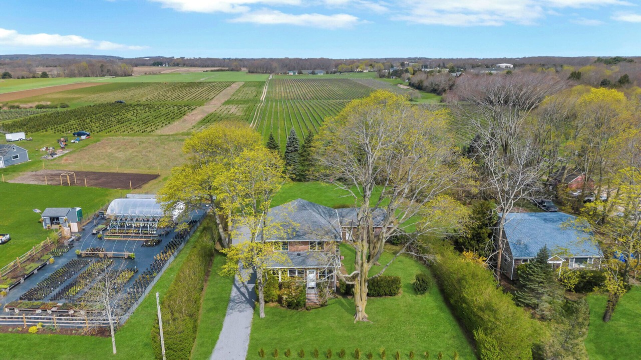 Photo of Outdoor in Aquebogue