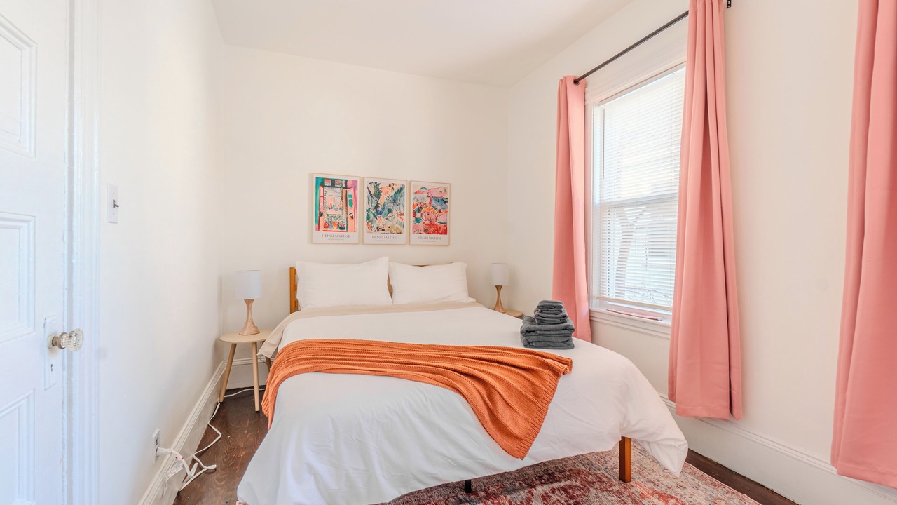 Photo of Bedroom in Somerville