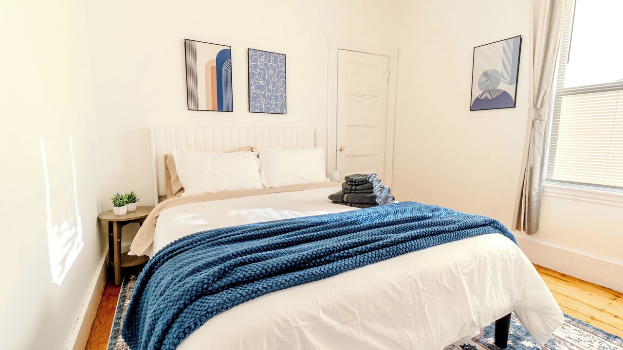 Photo of Bedroom in Somerville