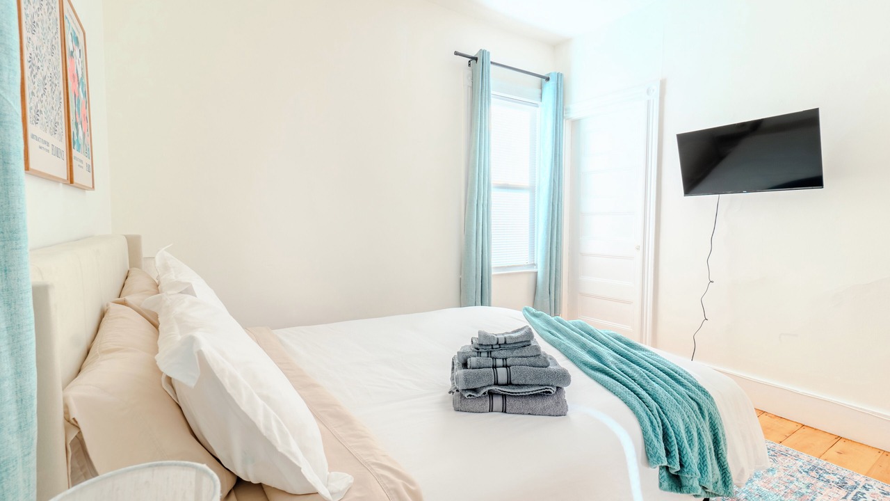 Photo of Bedroom in Somerville