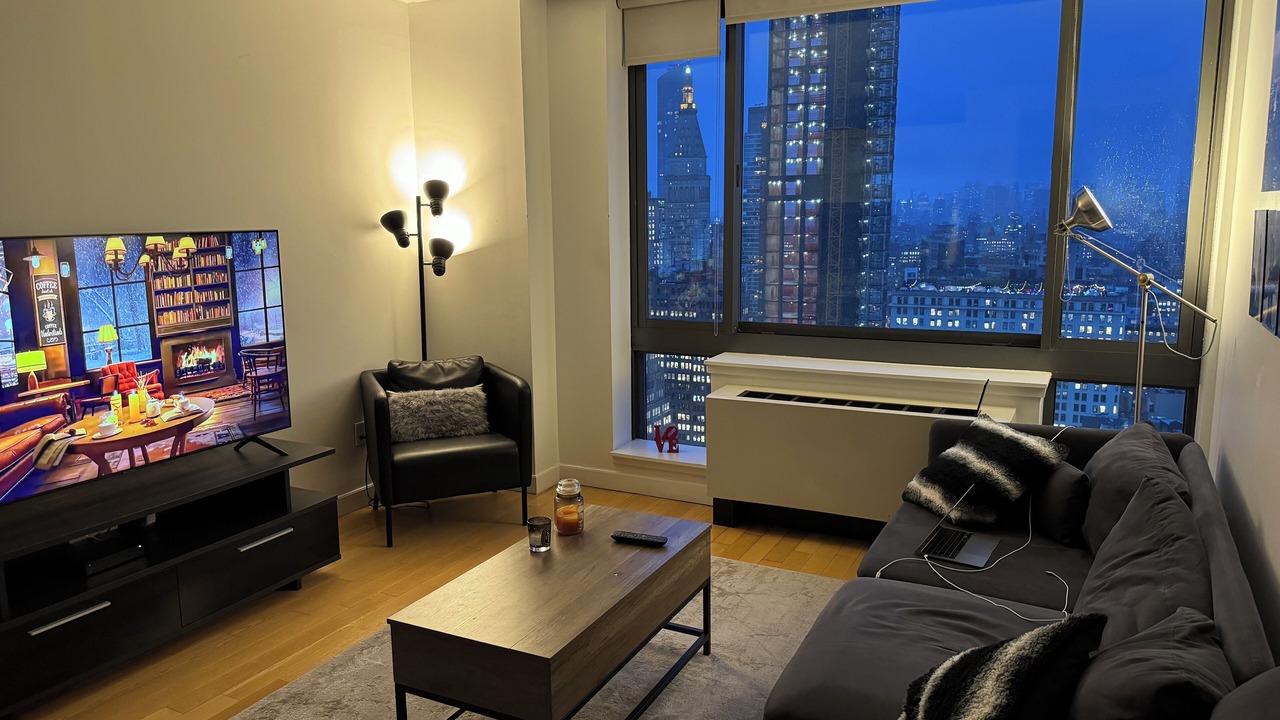 Photo of Livingroom in Central Park South