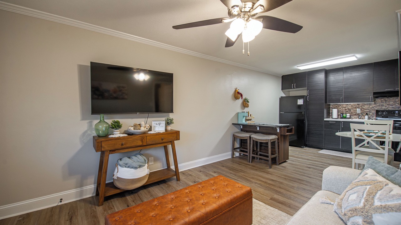 Photo of Livingroom in Tallahassee