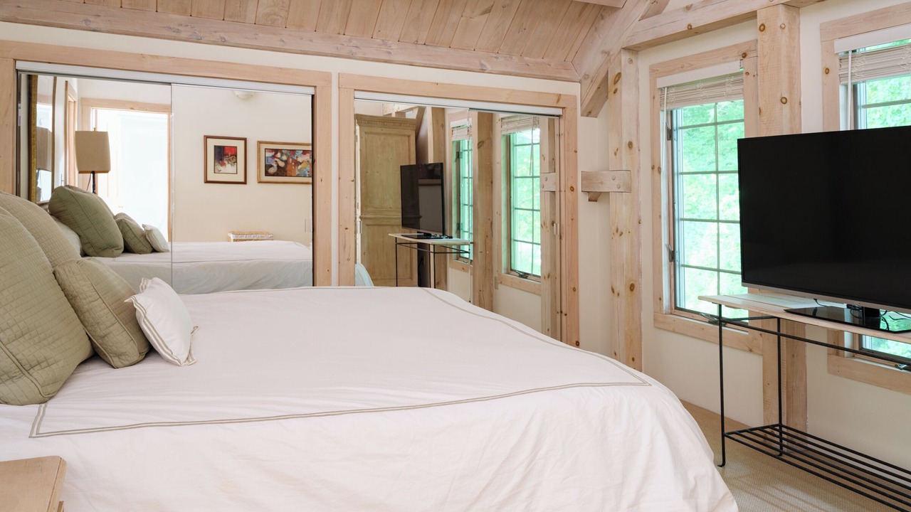 Photo of Bedroom in Canaan