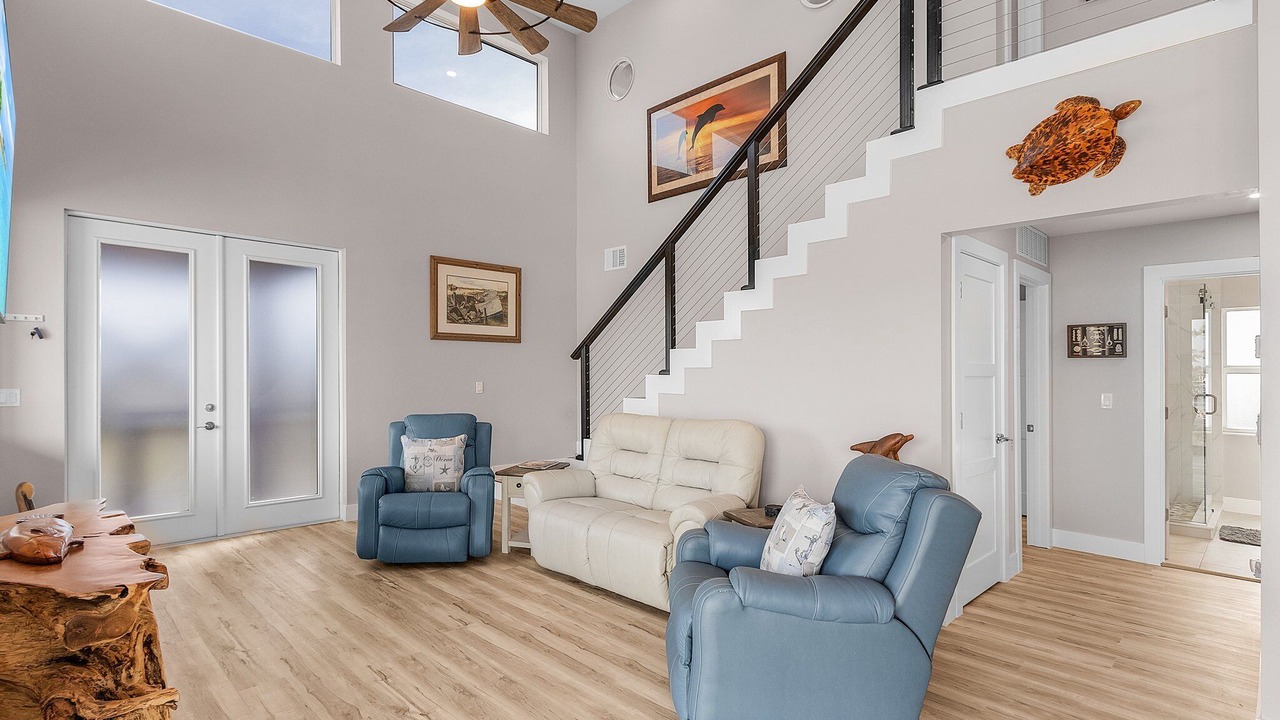 Photo of Livingroom in Bokeelia