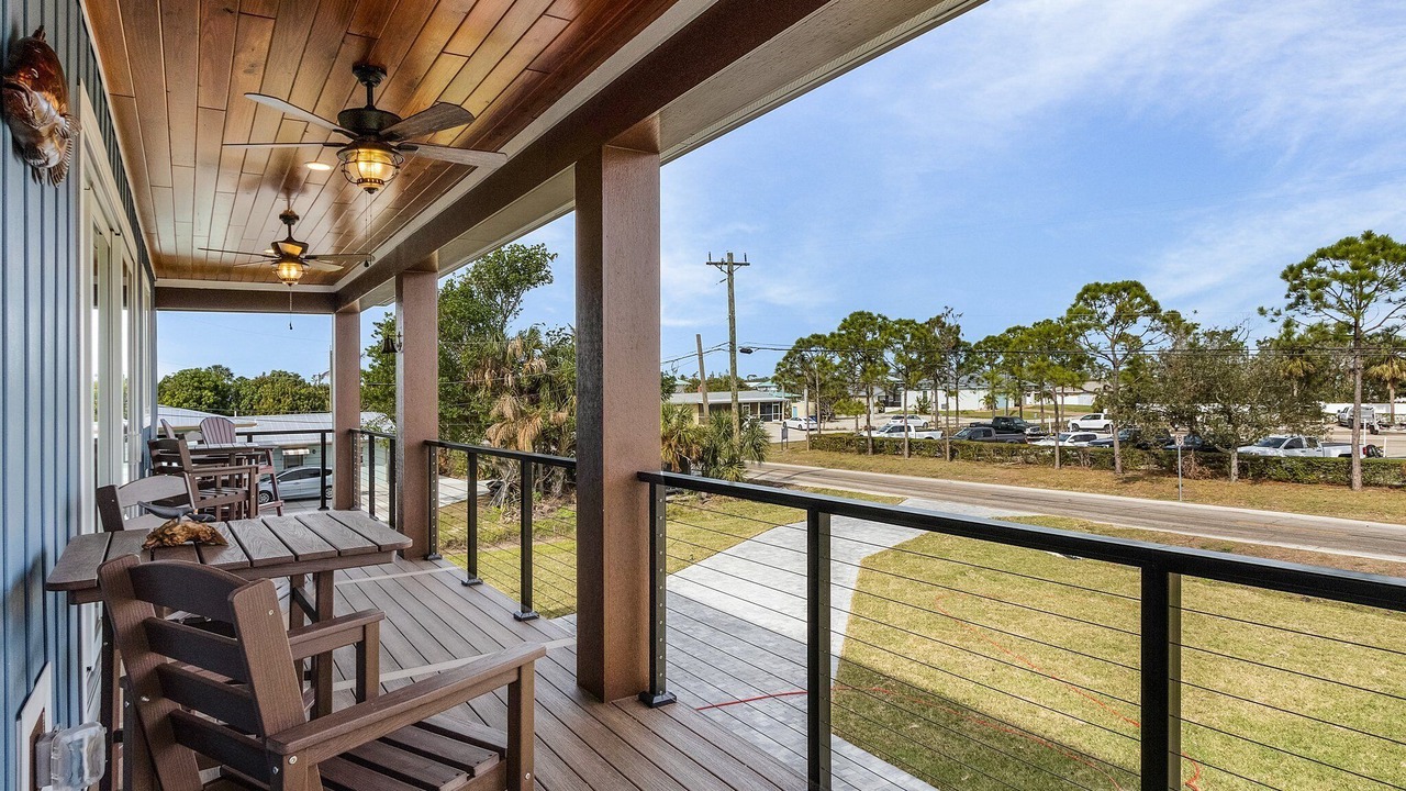 Photo of Patio Balcony in Bokeelia