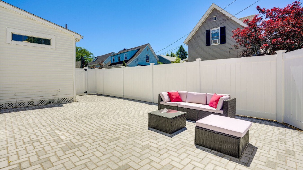 Photo of Patio Balcony in Lynn