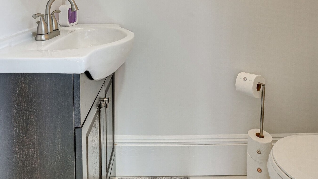 Photo of Bathroom in Lynn