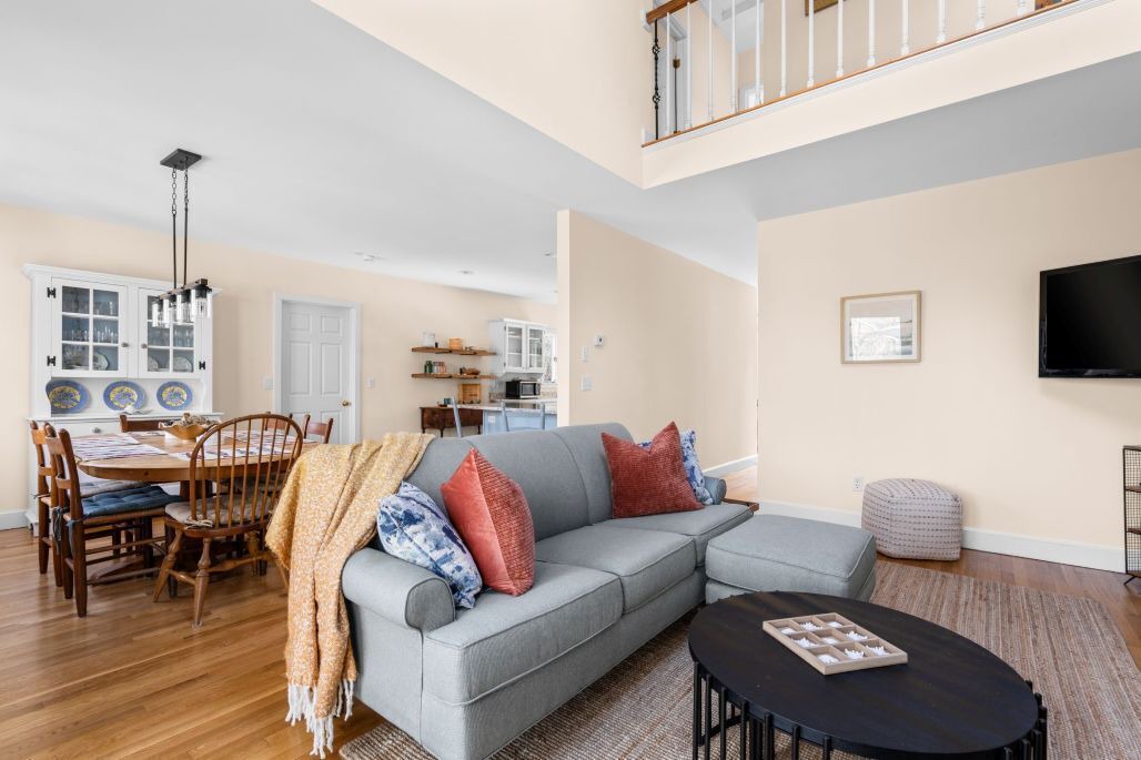 Photo of Livingroom in East Harwich