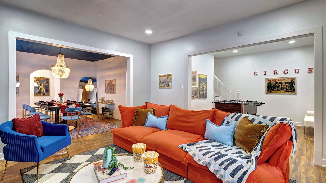 Photo of Livingroom in Fountain Square