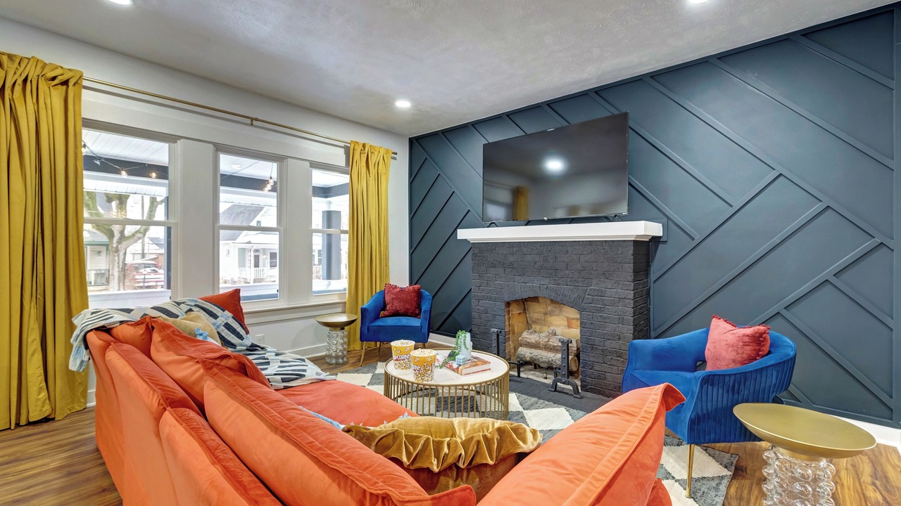 Photo of Livingroom in Fountain Square