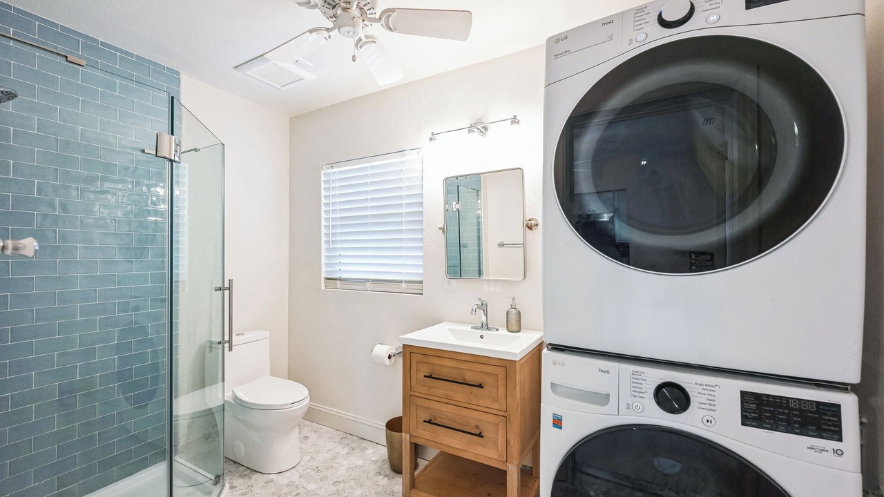 Photo of Bathroom in Bay Esplanade