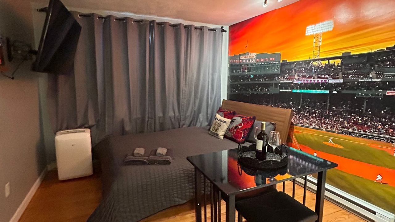 Photo of Bedroom in Chinatown