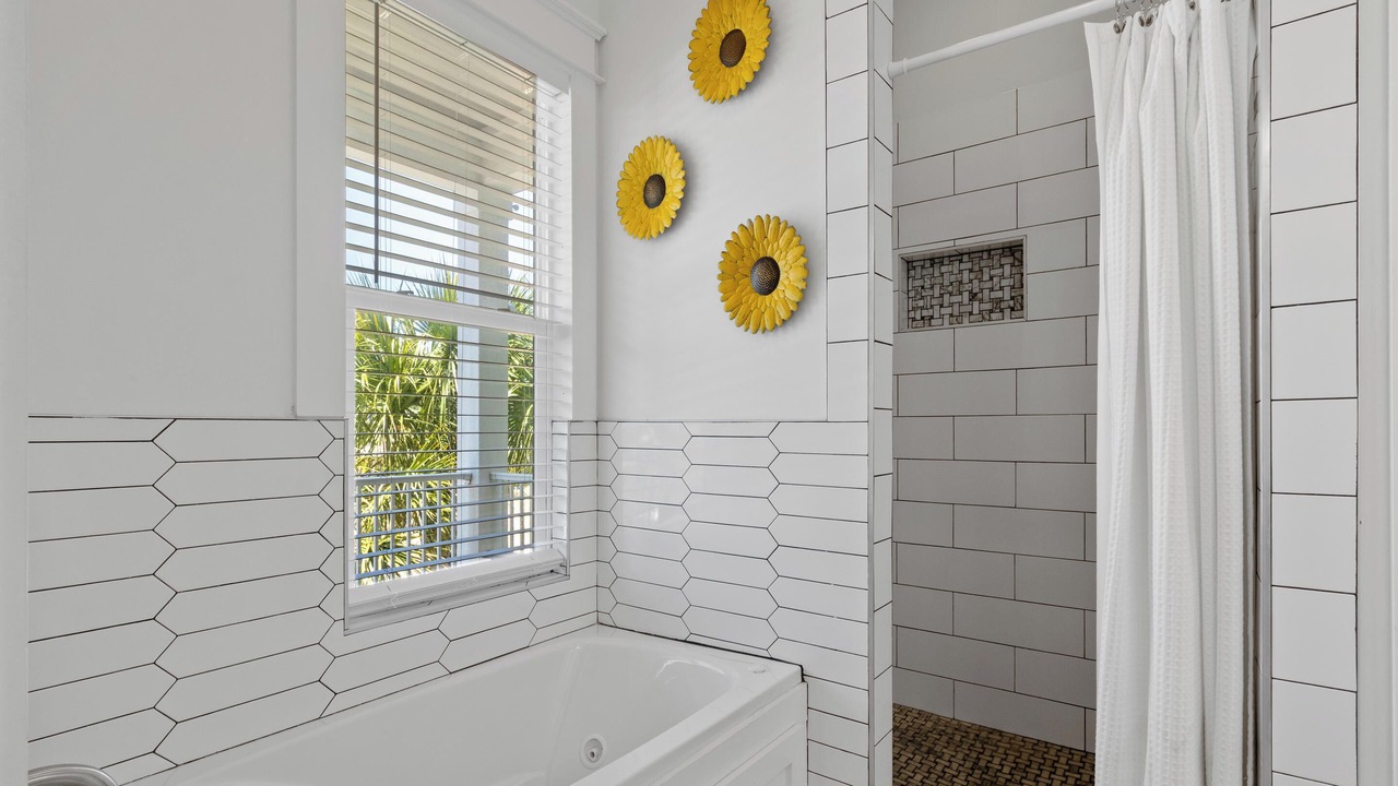 Photo of Bathroom in Treetop