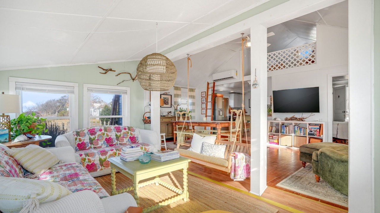 Photo of Livingroom in Birdsnest