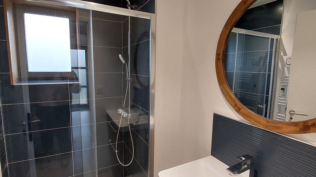 Photo of Bathroom in Trevou-Treguignec