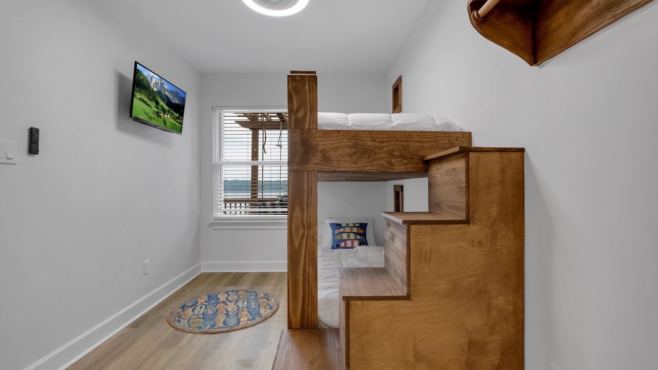 Photo of Bedroom in Telogia