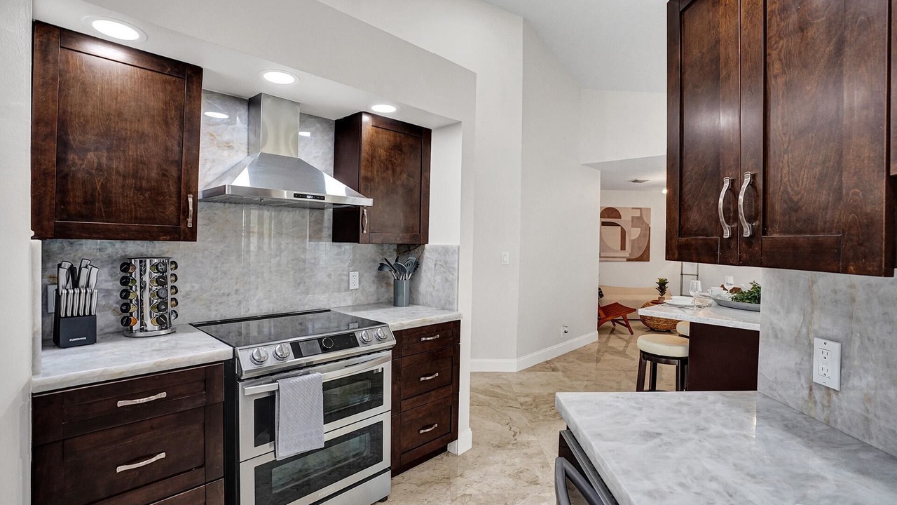 Photo of Kitchen in Southwest Ranches