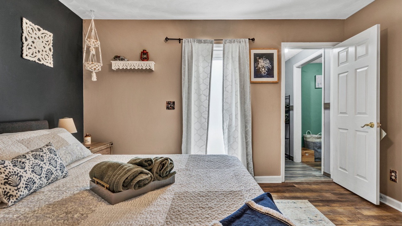 Photo of Bedroom in Troutville