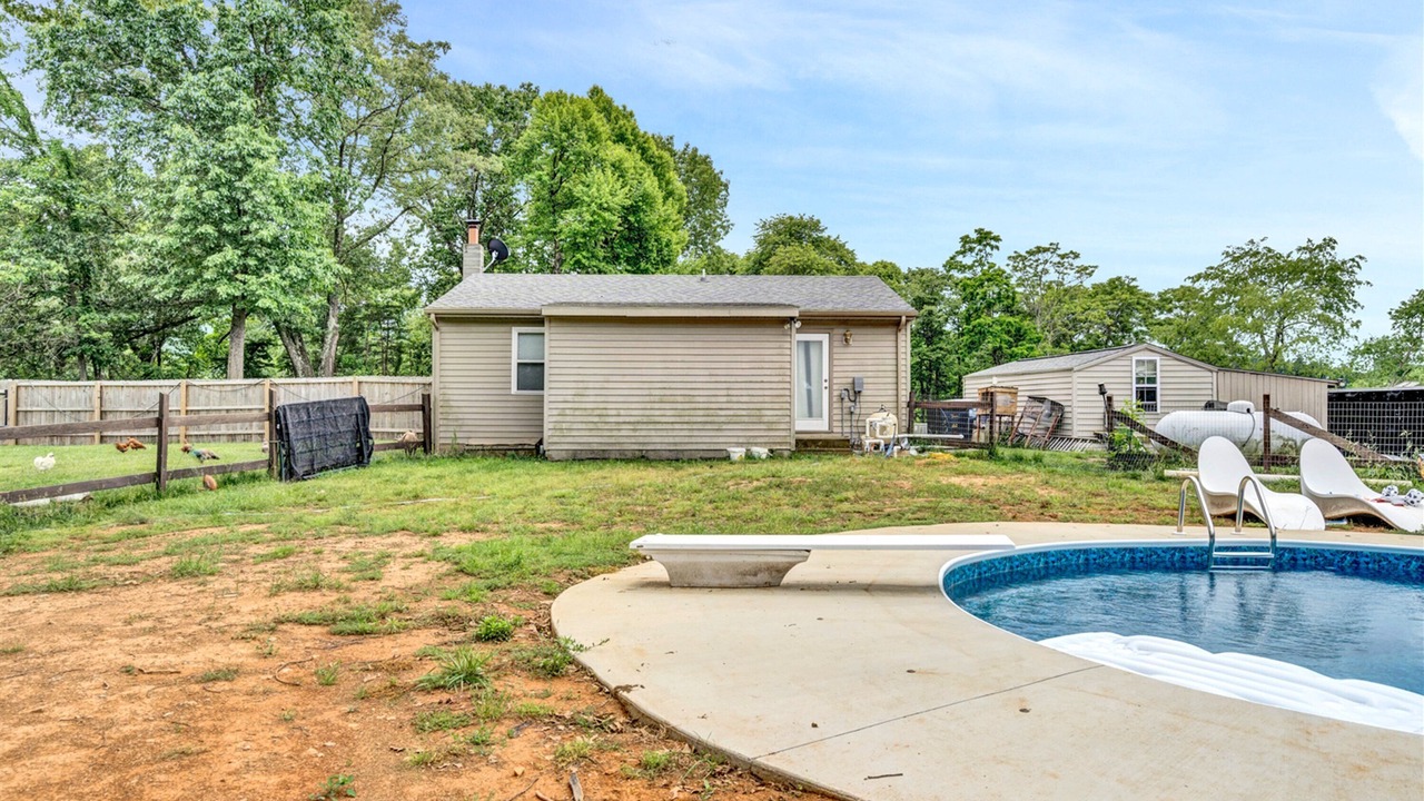 Photo of Outdoor in Troutville
