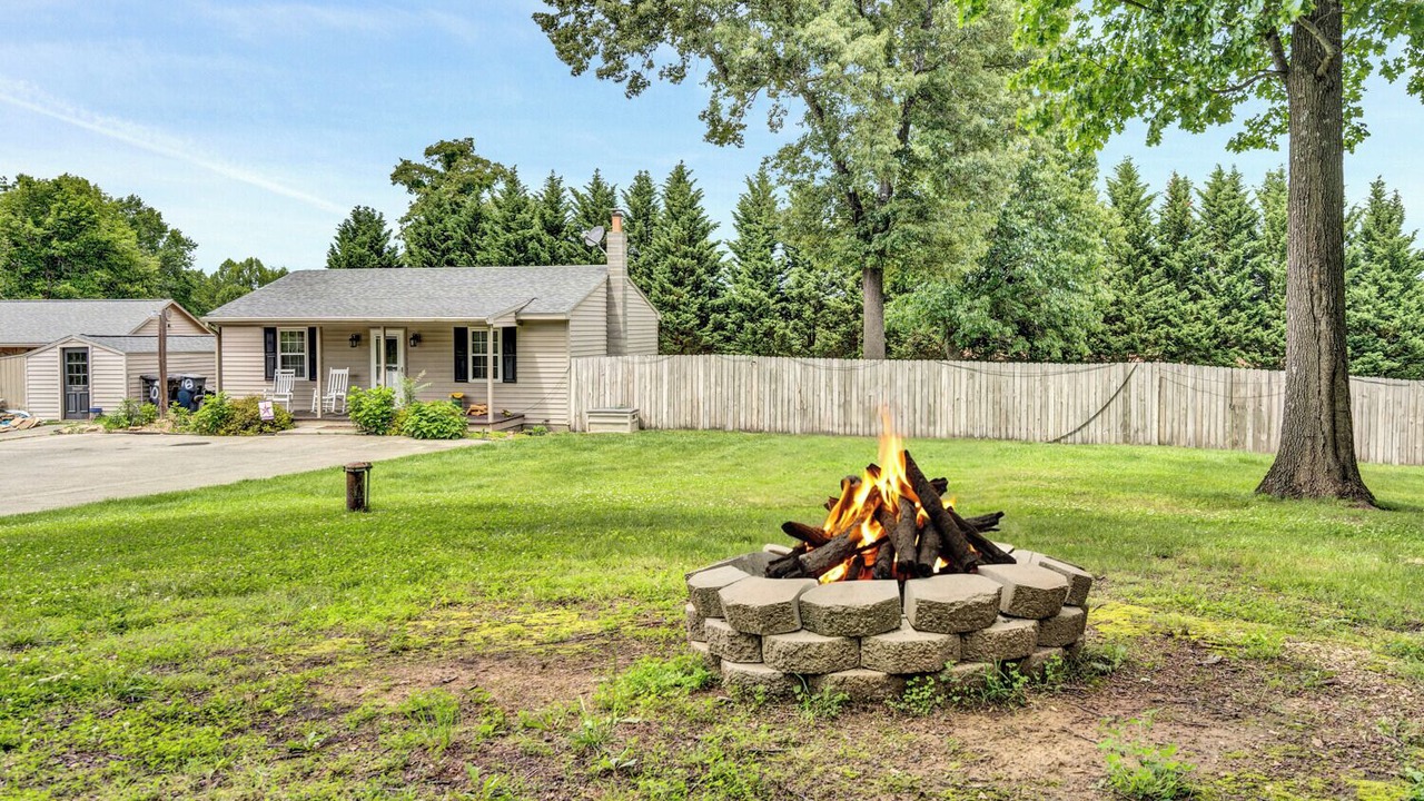 Photo of Outdoor in Troutville