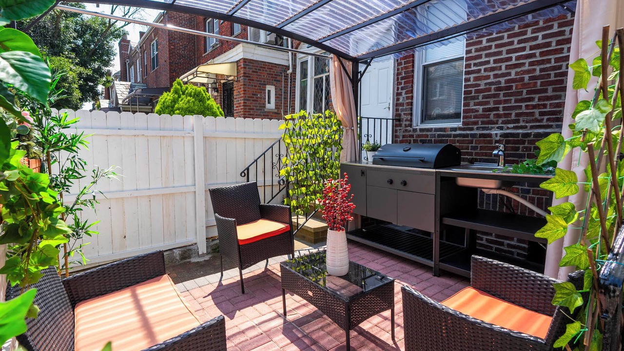 Photo of Outdoor in Queens