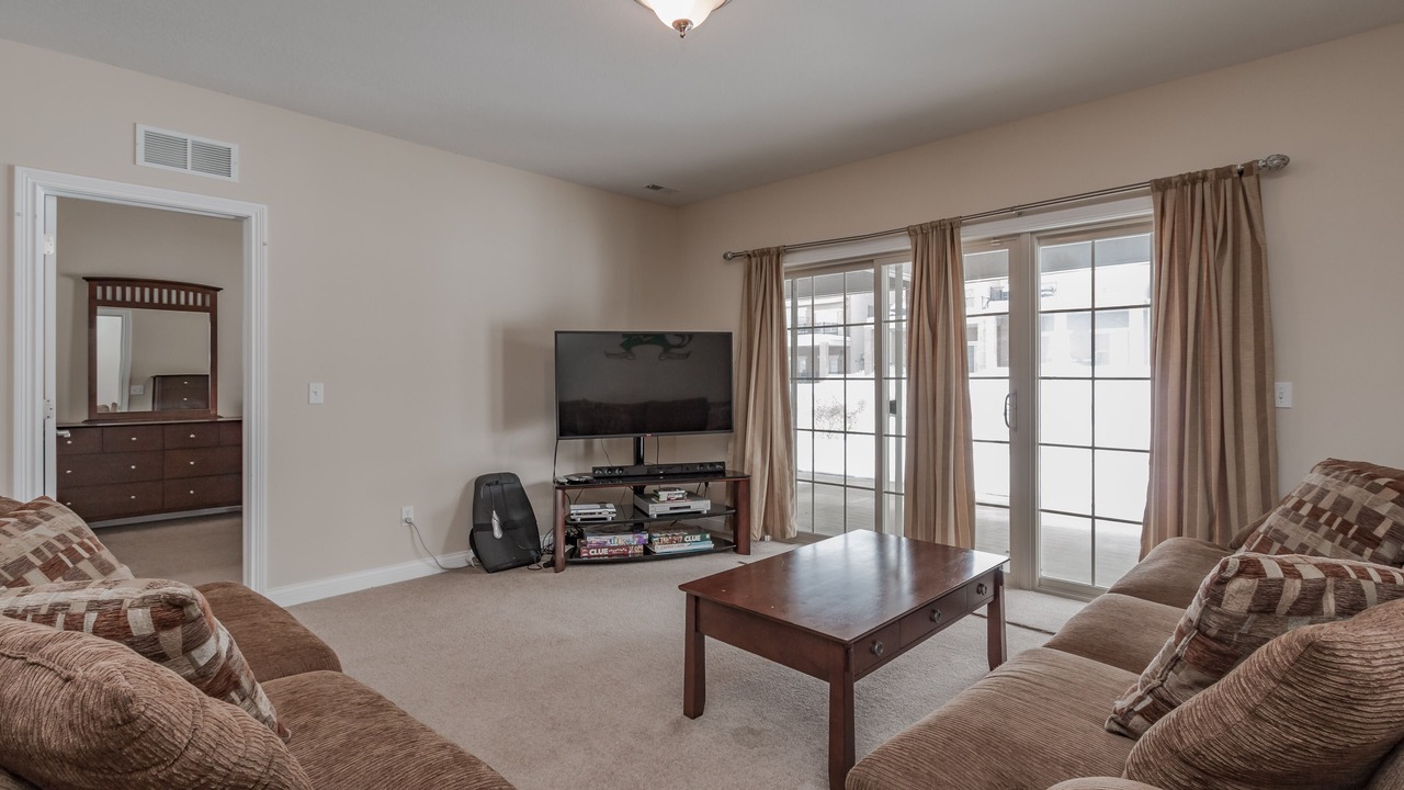 Photo of Livingroom in Notre Dame