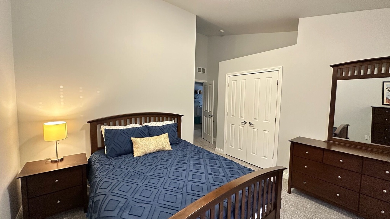 Photo of Bedroom in Notre Dame