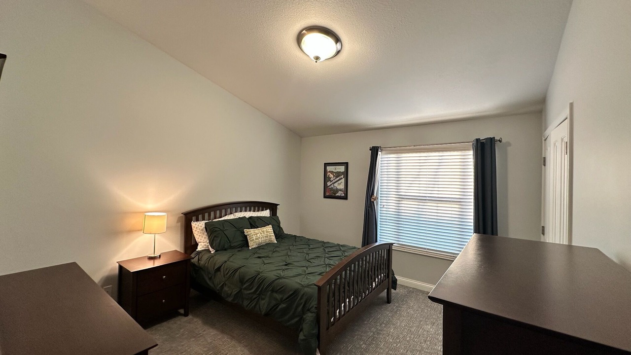 Photo of Bedroom in Notre Dame
