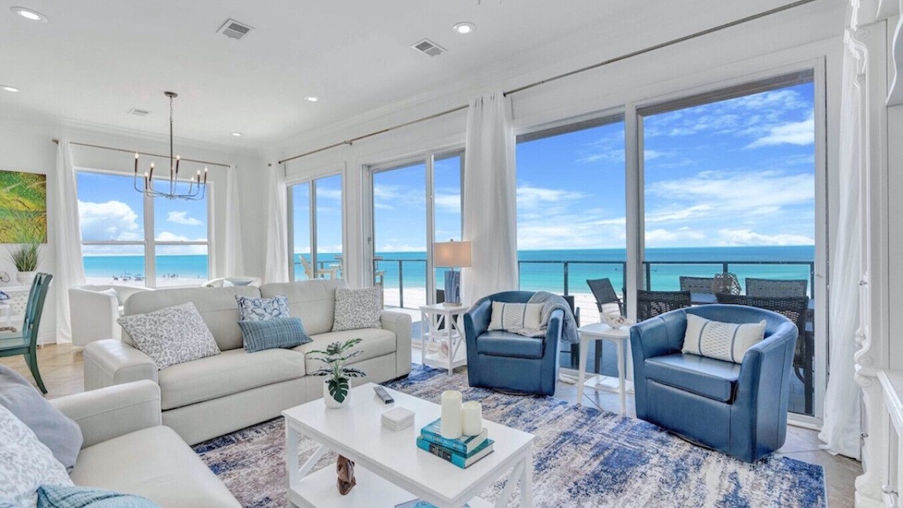 Photo of Livingroom in Gulf Pines