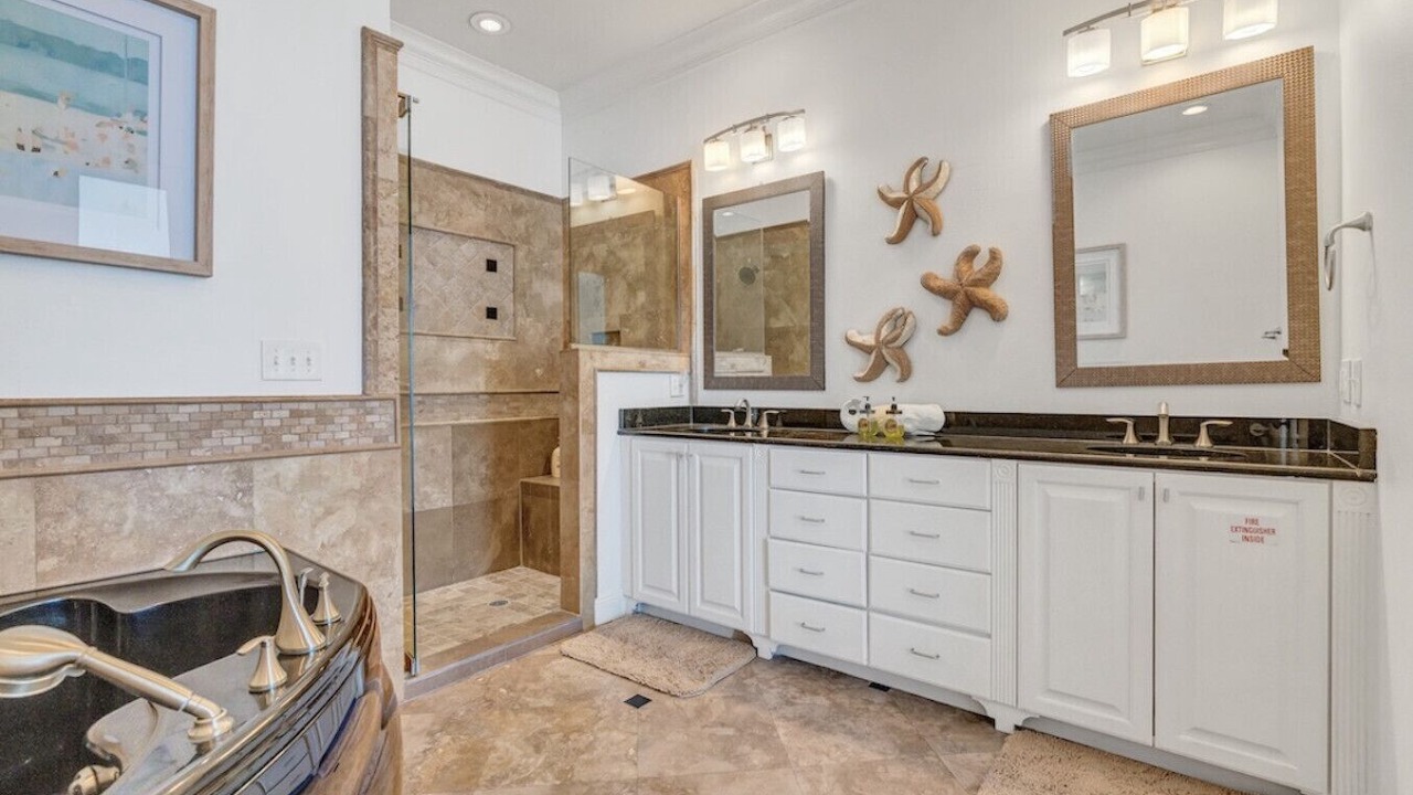 Photo of Bathroom in Gulf Pines