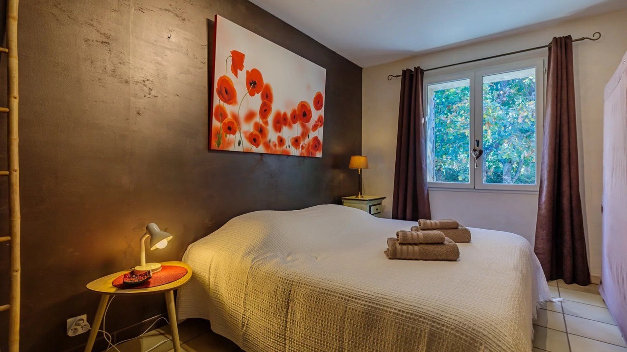 Photo of Bedroom in Gordes