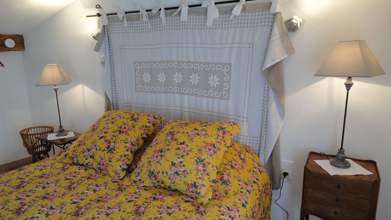 Photo of Bedroom in L'Isle-sur-la-Sorgue