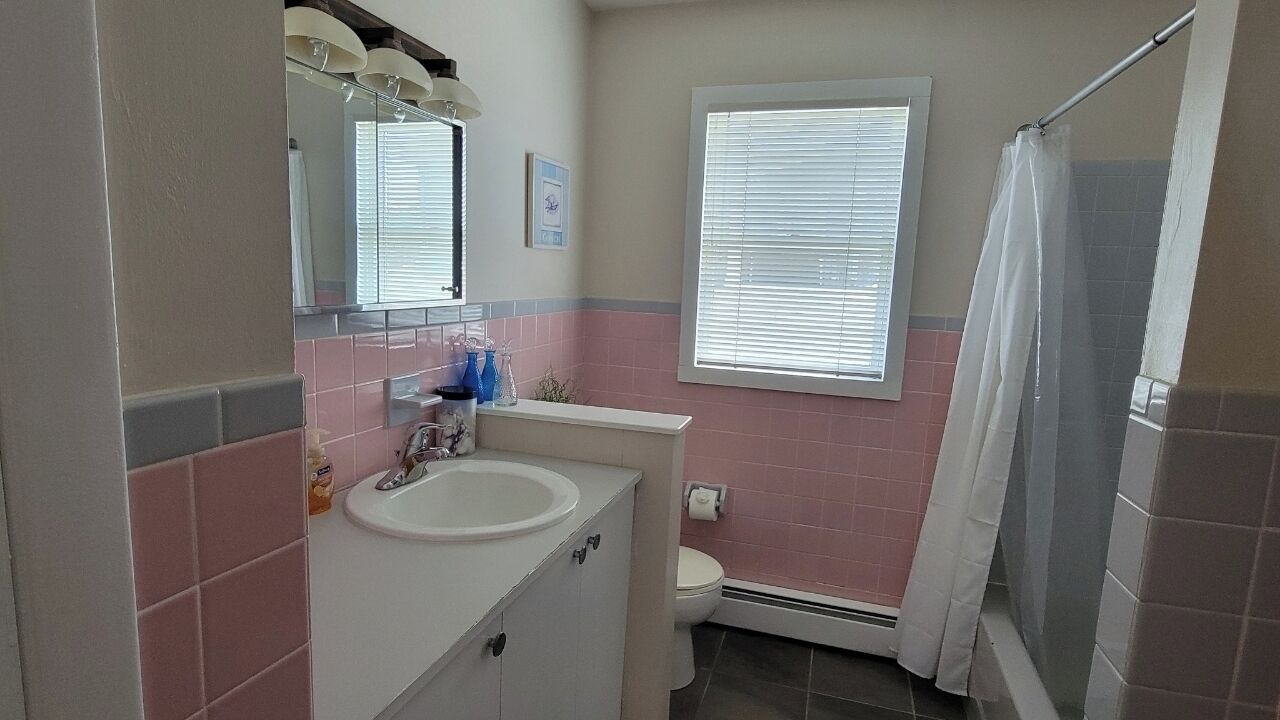 Photo of Bathroom in A-Zone