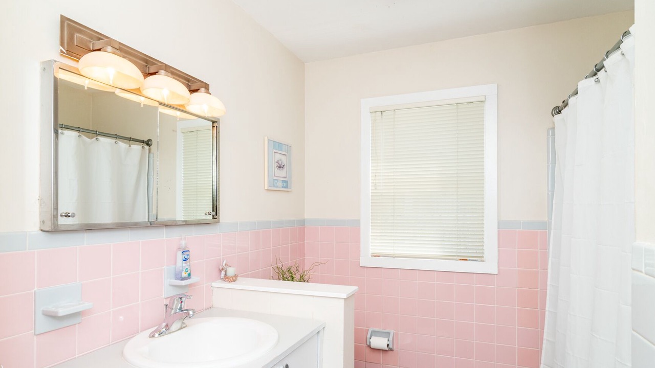 Photo of Bathroom in A-Zone