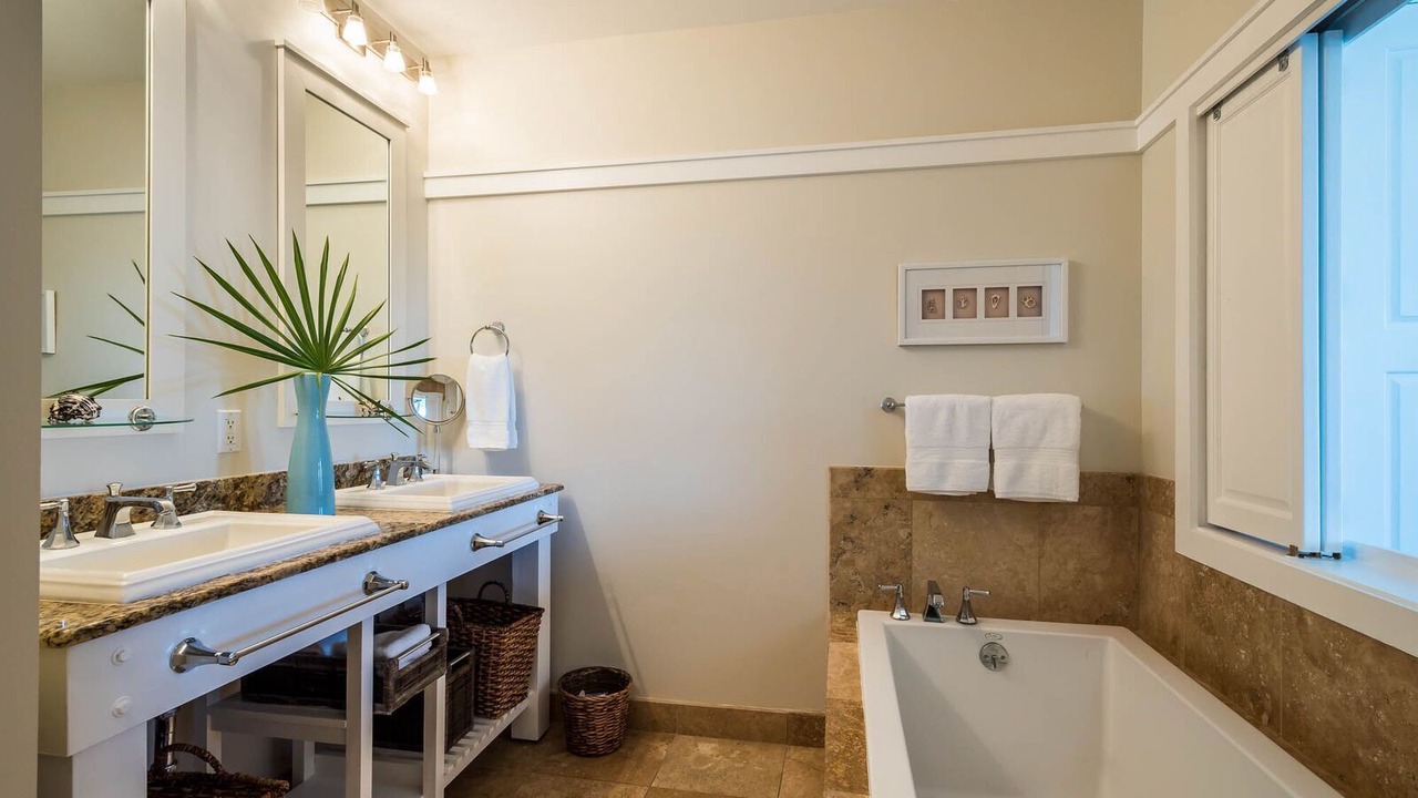 Photo of Bathroom in WaterSound Beach