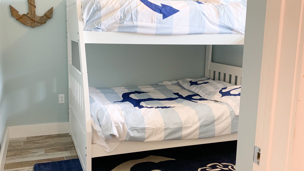 Photo of Bedroom in Mexico Beach